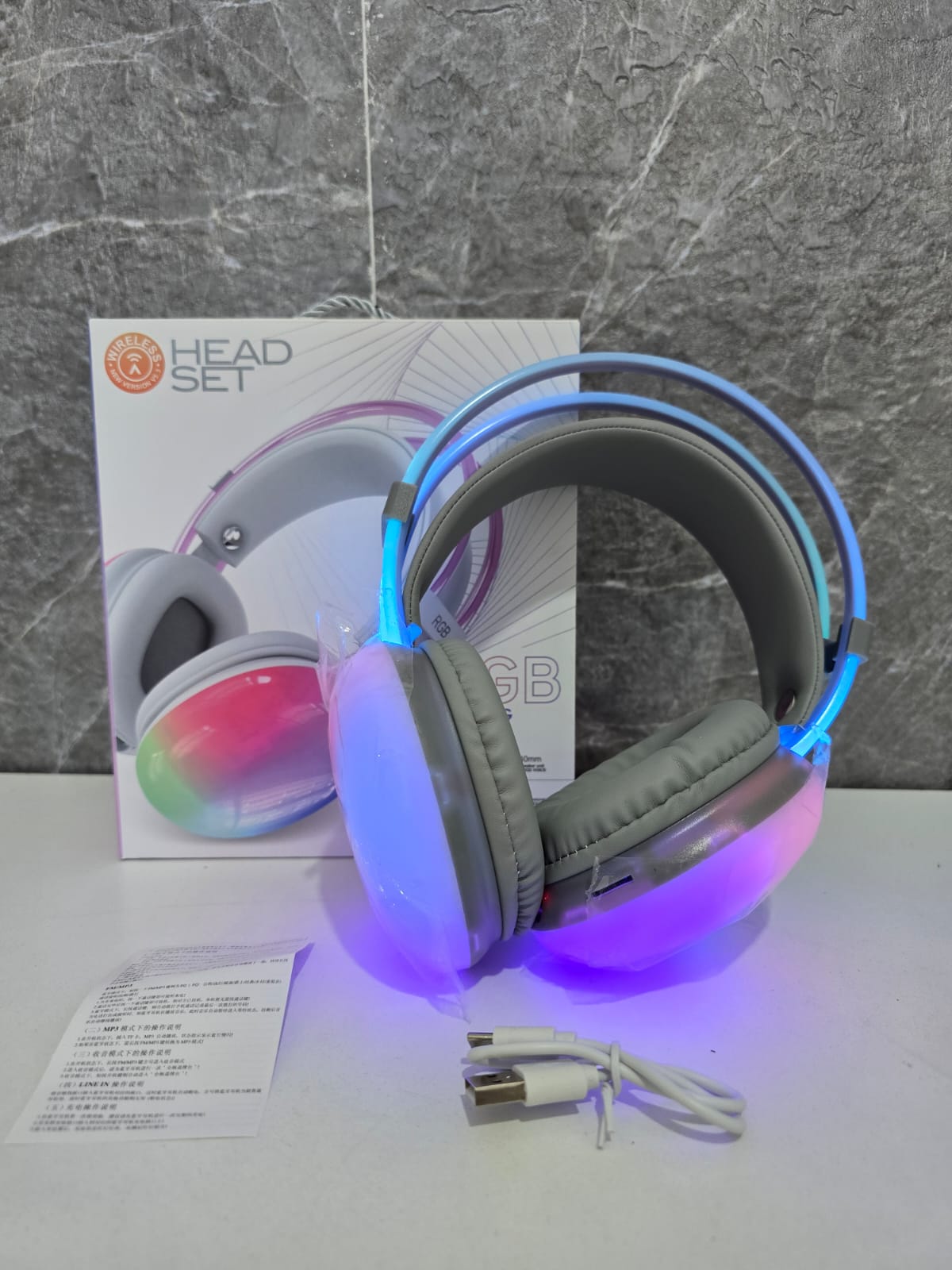 AURICULAR INALAMBRICO RGB P780 — miniatura 2